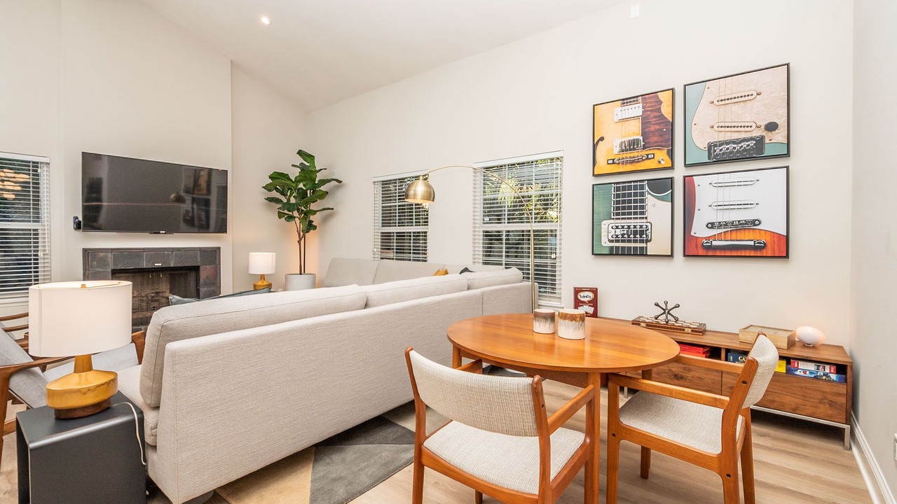 Photo of Livingroom in Lake Hodges