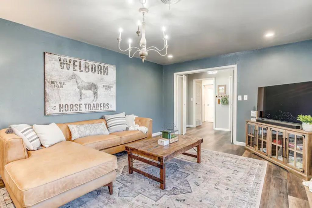Photo of Livingroom in Hico