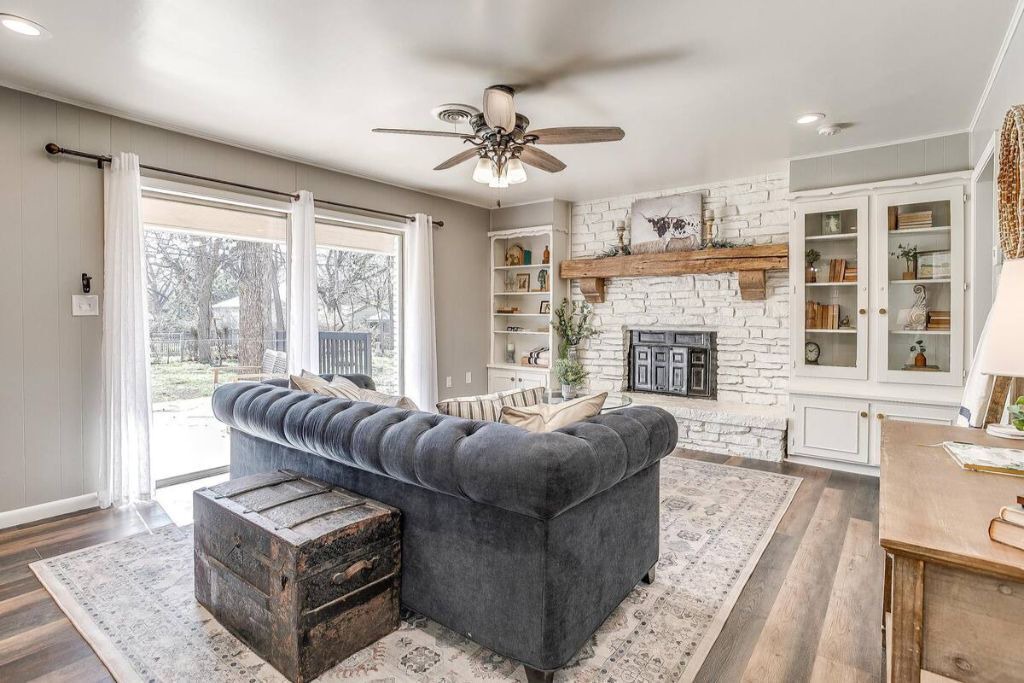 Photo of Livingroom in Hico