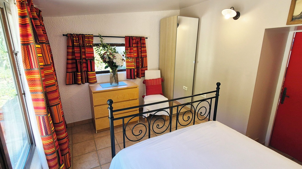 Photo of Bedroom in Caunes-Minervois