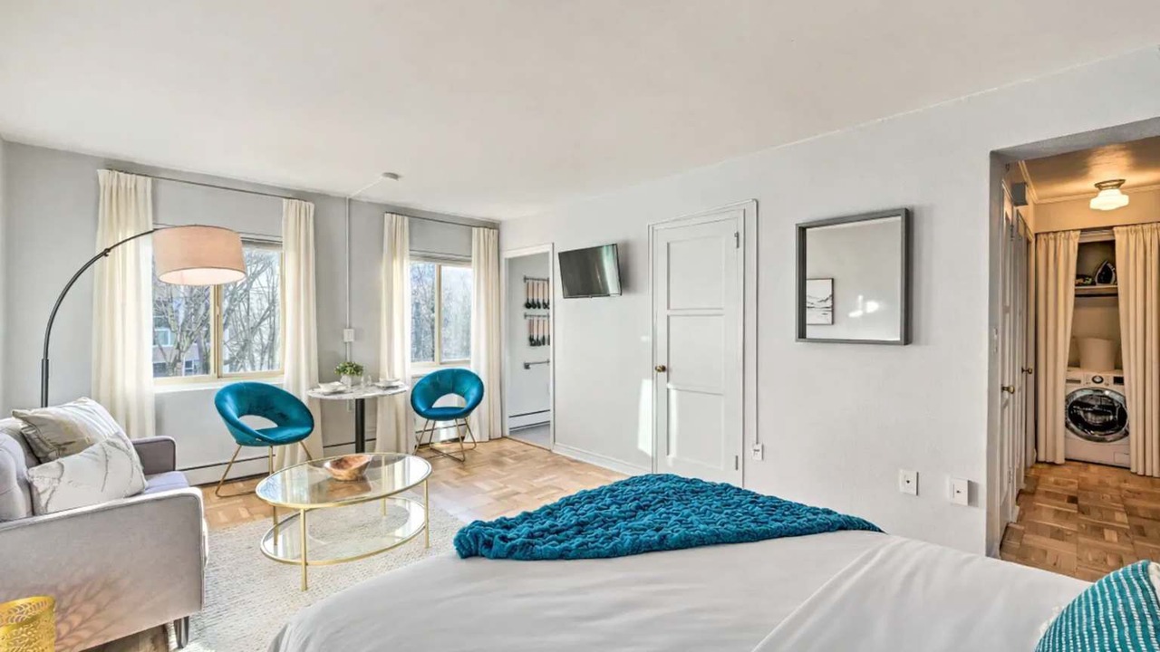 Photo of Bedroom in Downtown Seattle