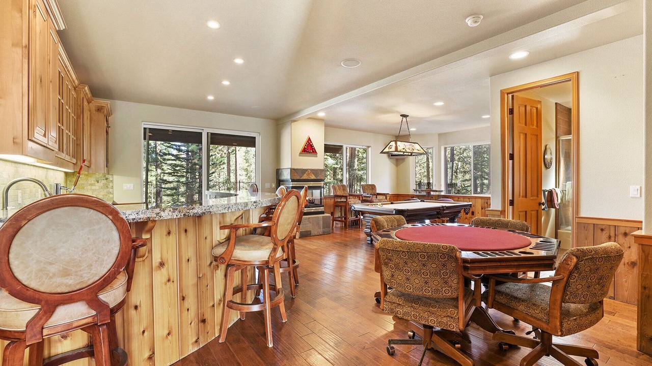 Photo of Bedroom in North Upper Truckee