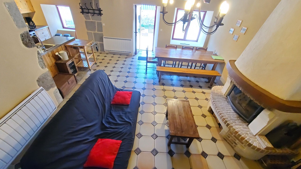 Photo of Livingroom in Chambon-sur-Lac