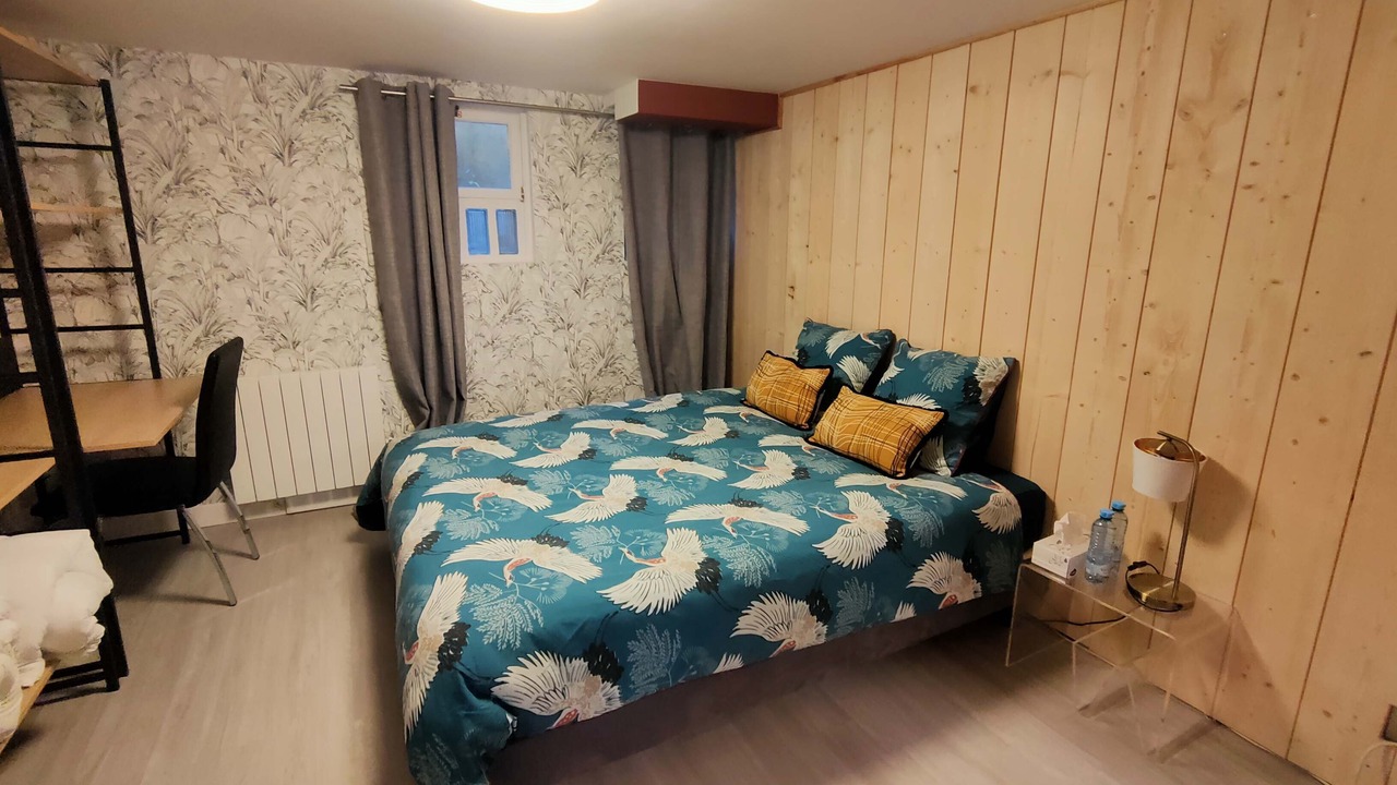 Photo of Bedroom in Camp De Satory