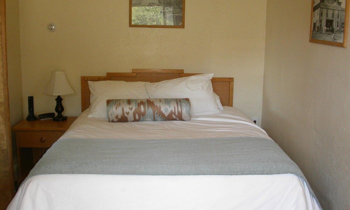 Photo of Bedroom in Tahoe Vista