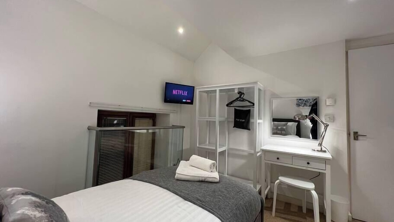 Photo of Bedroom in Jackfield