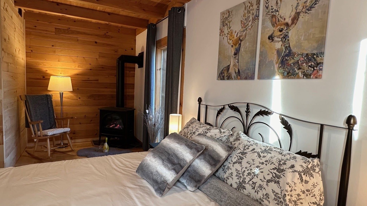 Photo of Bedroom in Pohenegamook