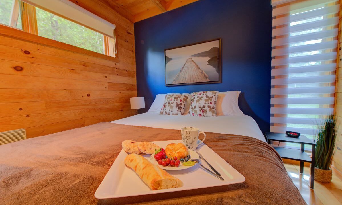 Photo of Bedroom in Pohenegamook