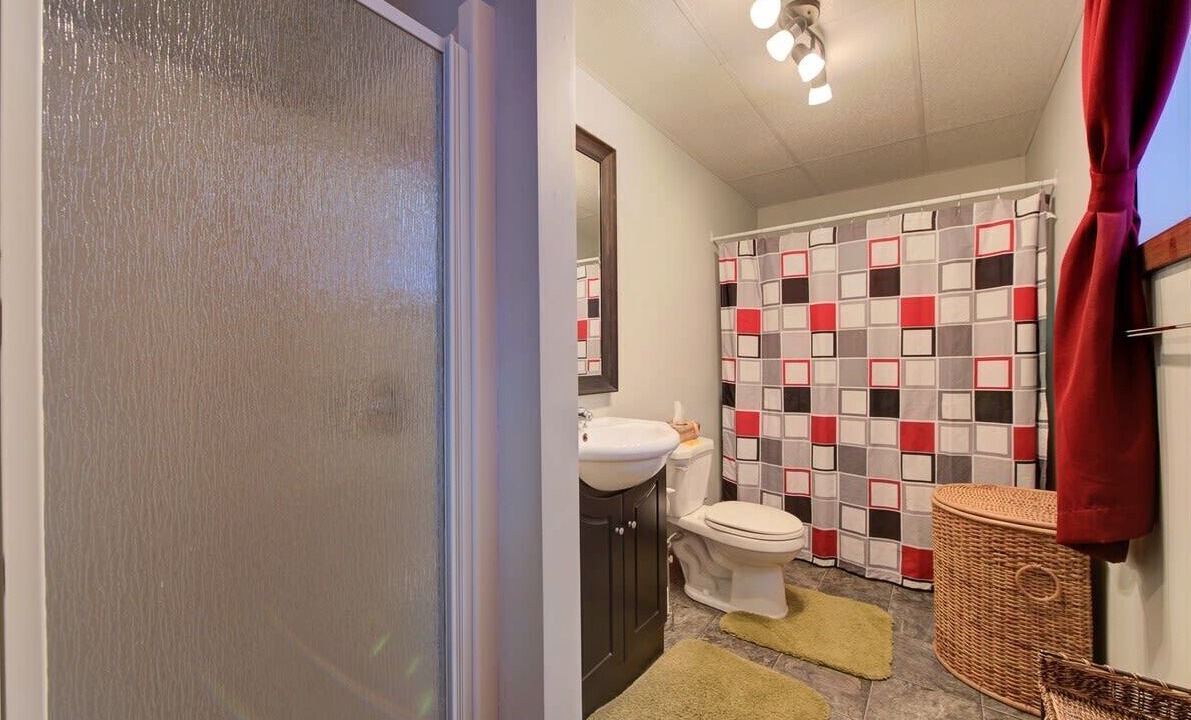 Photo of Bathroom in Notre-Dame-Auxiliatrice-de-Buckland