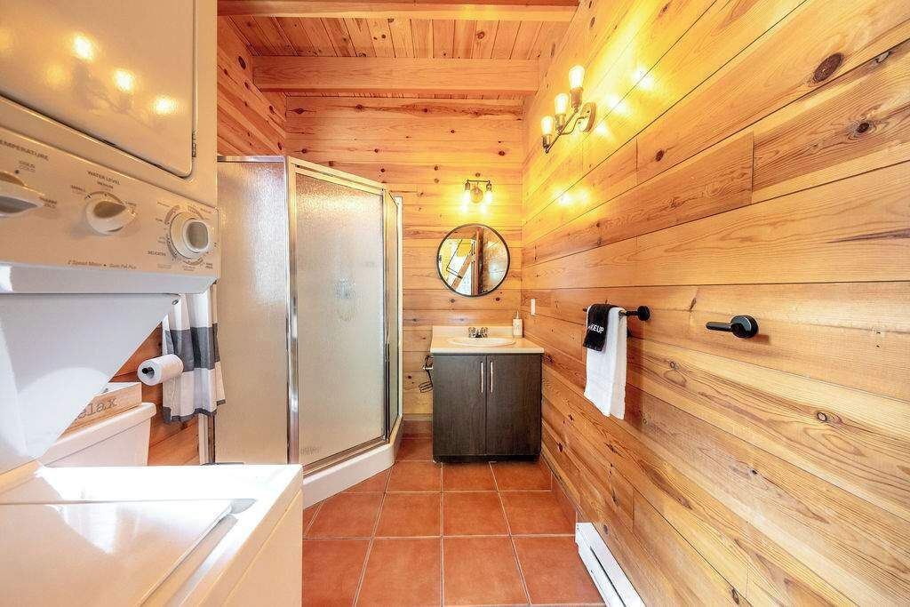 Photo of Bathroom in Shannon