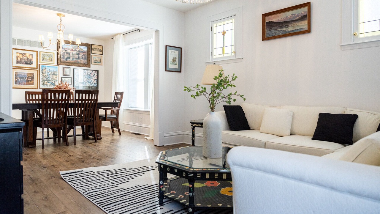 Photo of Livingroom in Northampton