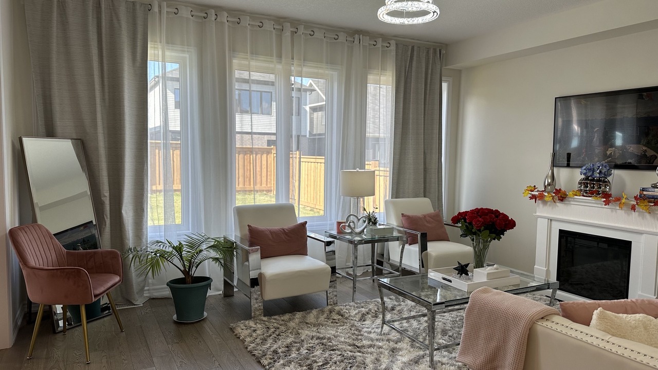 Photo of Livingroom in Thorold