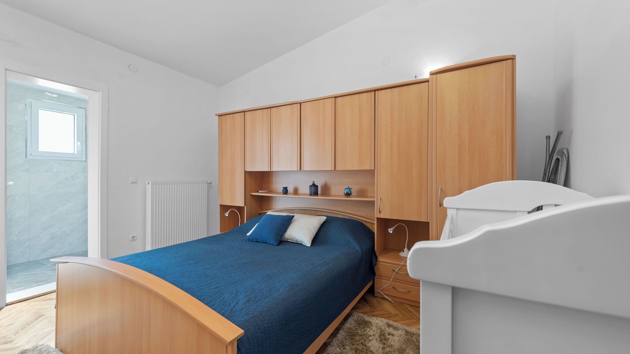 Photo of Bedroom in Neoric
