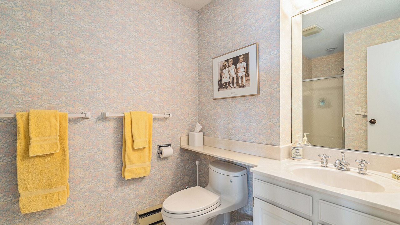 Photo of Bathroom in Canadian Lakes