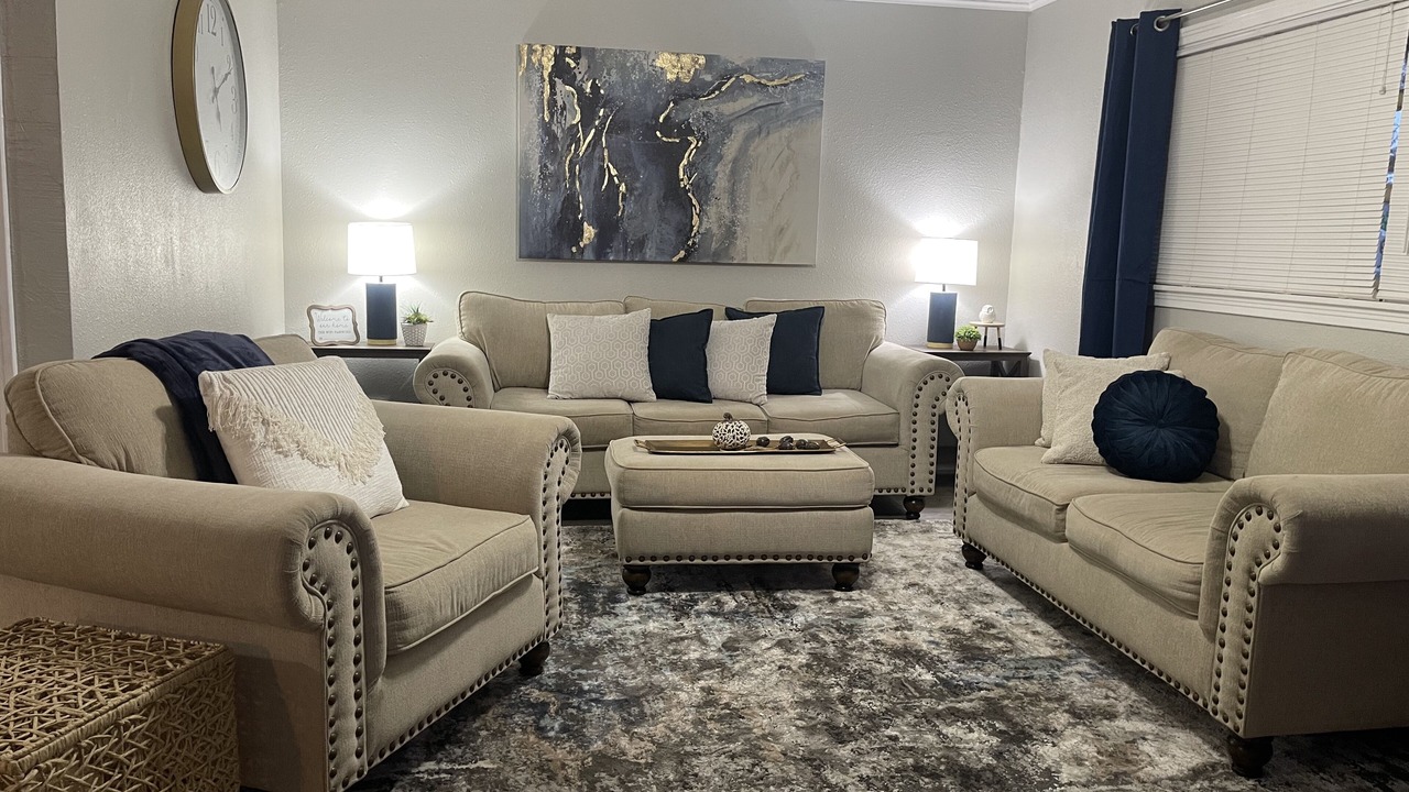 Photo of Livingroom in Enid