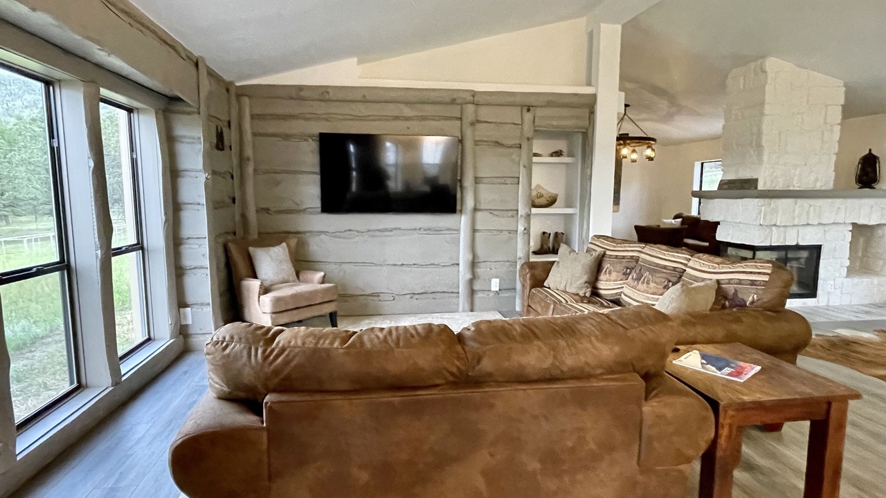 Photo of Livingroom in Lake George