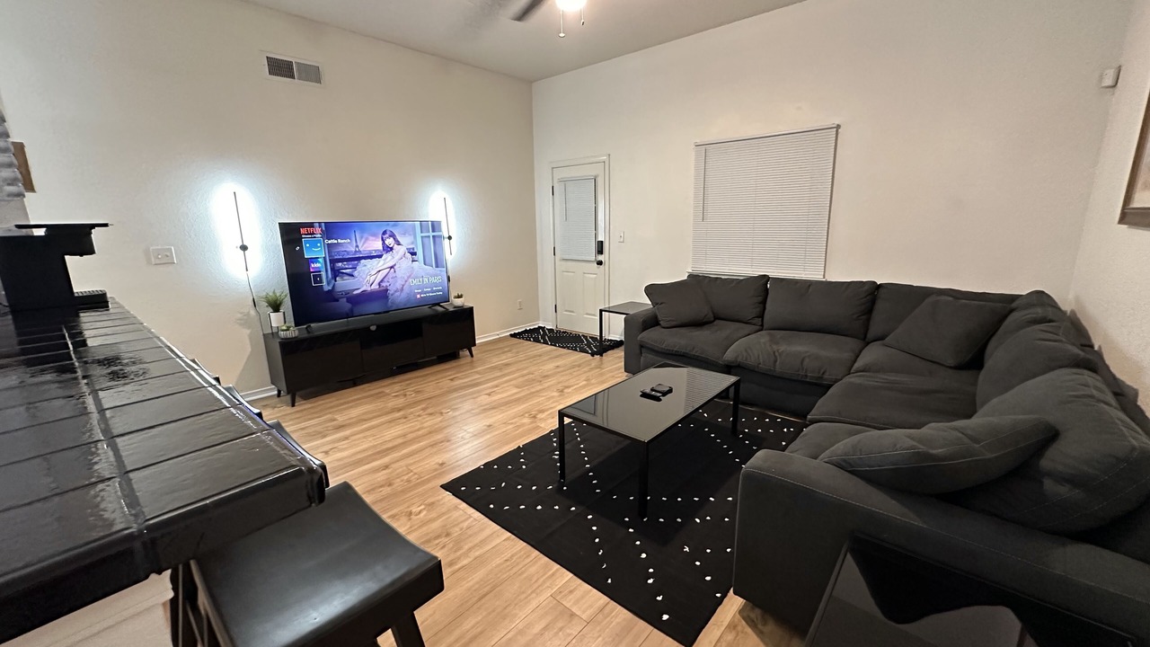 Photo of Livingroom in Northeast El Paso