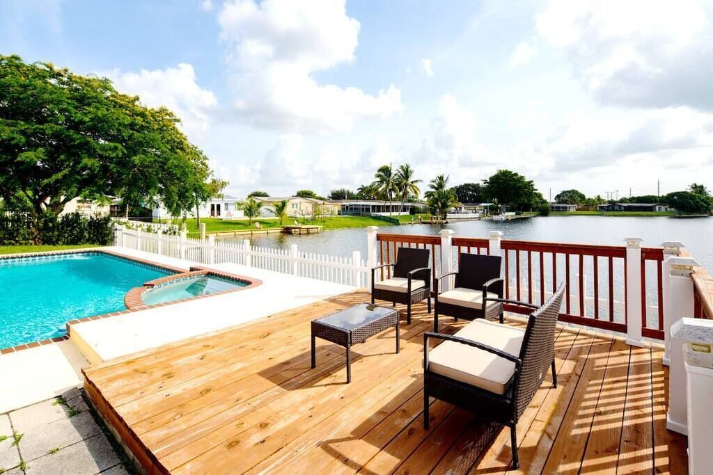 Photo of Outdoor in Pembroke Pines