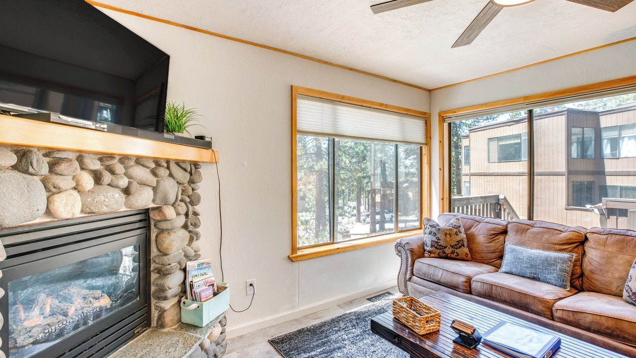 Photo of Livingroom in Zephyr Cove