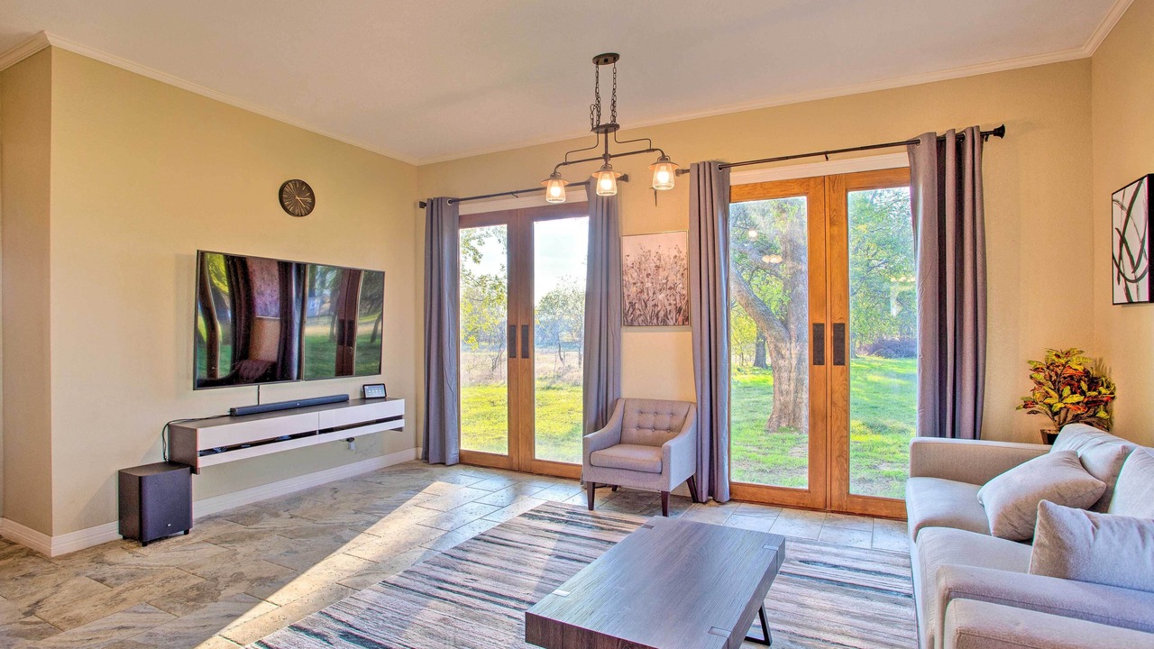 Photo of Livingroom in Gainesville