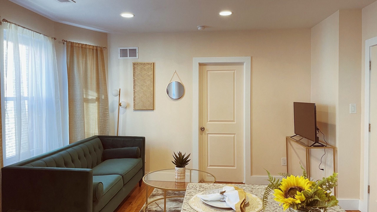 Photo of Livingroom in West Philadelphia