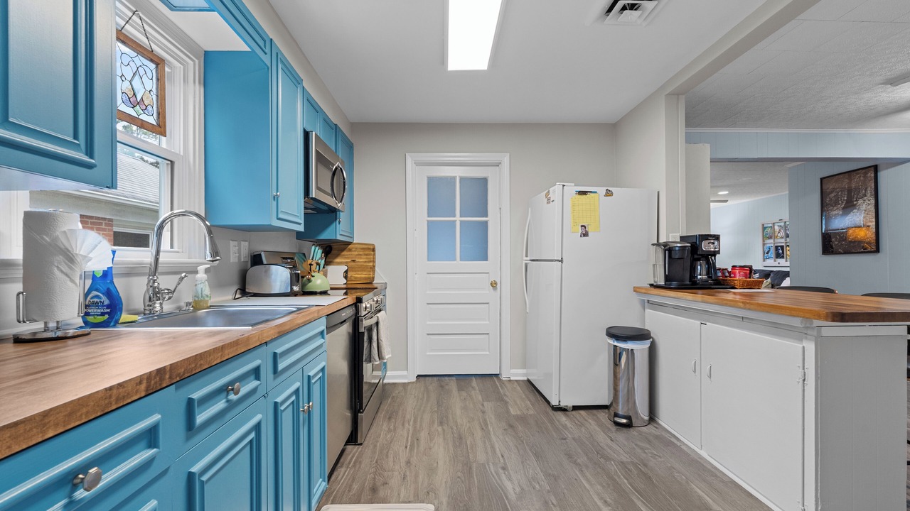 Photo of Kitchen in Willow Lawn