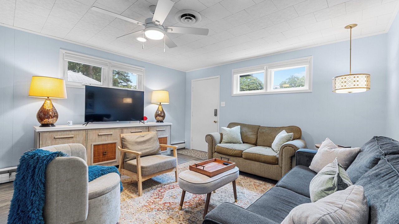 Photo of Livingroom in Willow Lawn