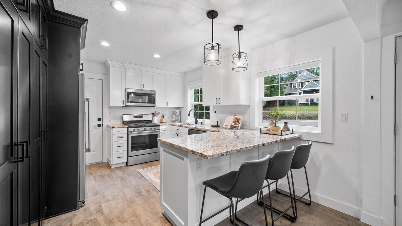 Photo of Kitchen in Lake Oswego