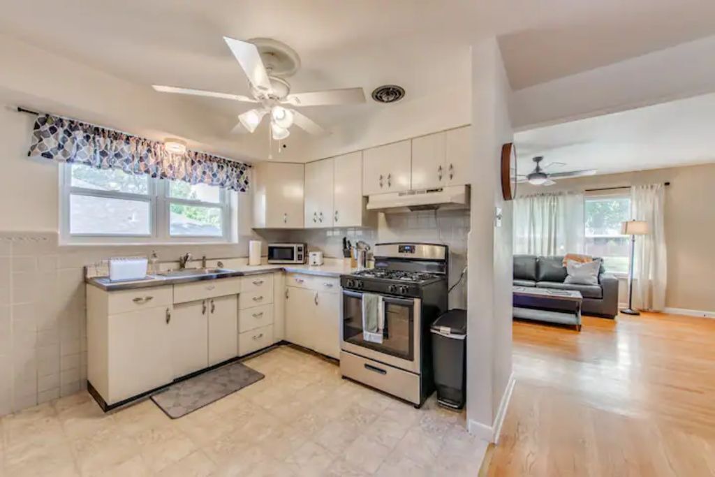 Photo of Kitchen in St. Louis Hills
