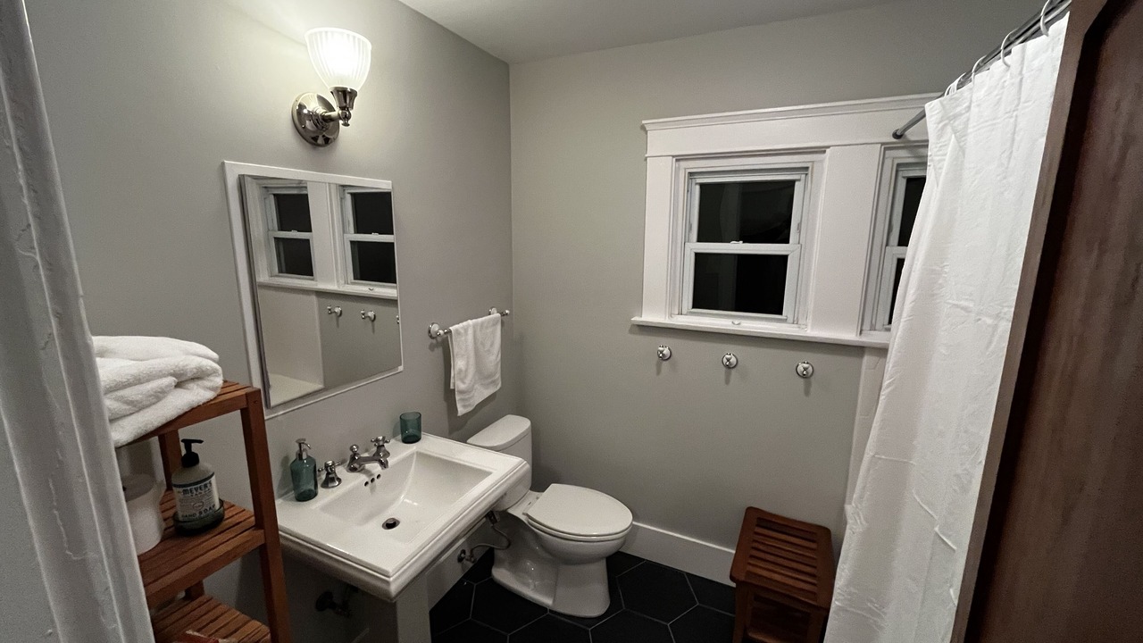 Photo of Bathroom in University Heights