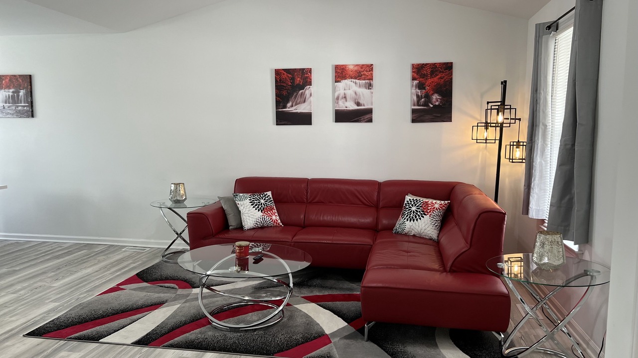 Photo of Livingroom in Southeast Raleigh