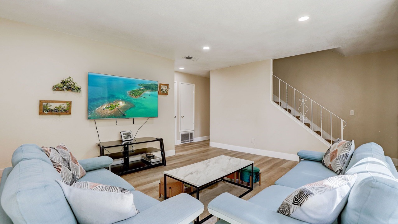 Photo of Livingroom in Sacramento