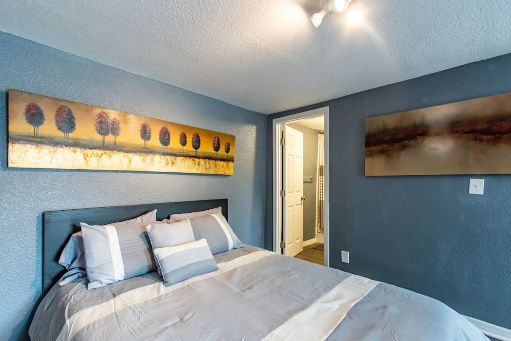 Photo of Bedroom in Urban Core