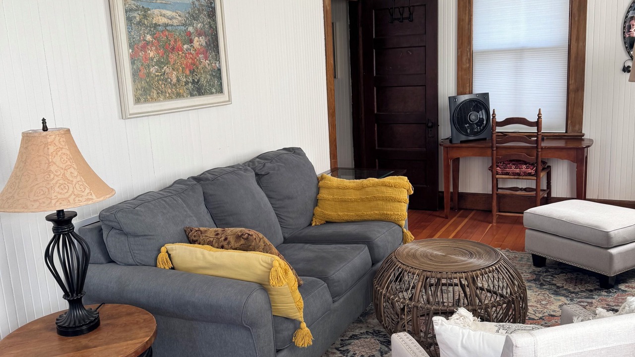 Photo of Livingroom in Groton