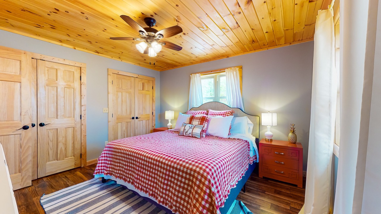 Photo of Bedroom in New Tazewell