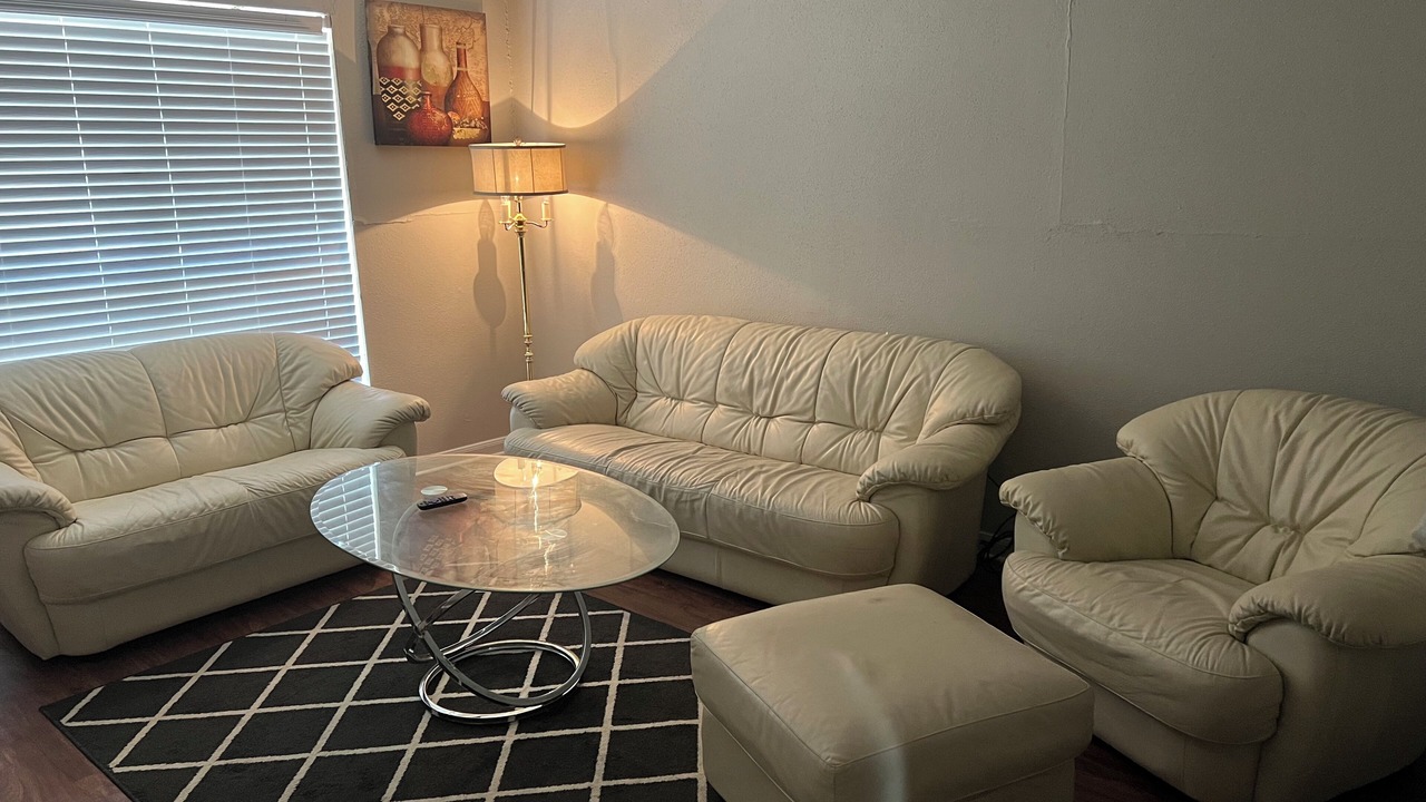 Photo of Livingroom in George Bush Park/Eldridge