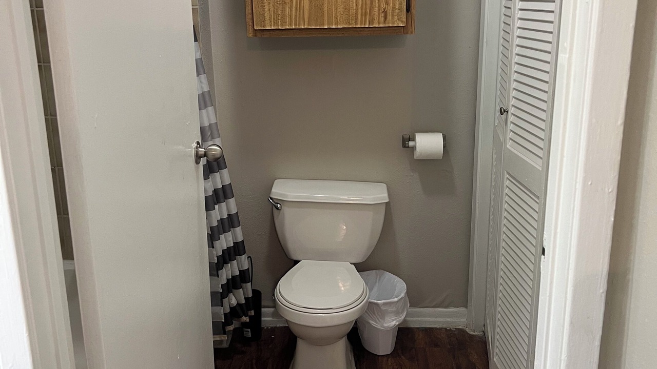 Photo of Bathroom in George Bush Park/Eldridge