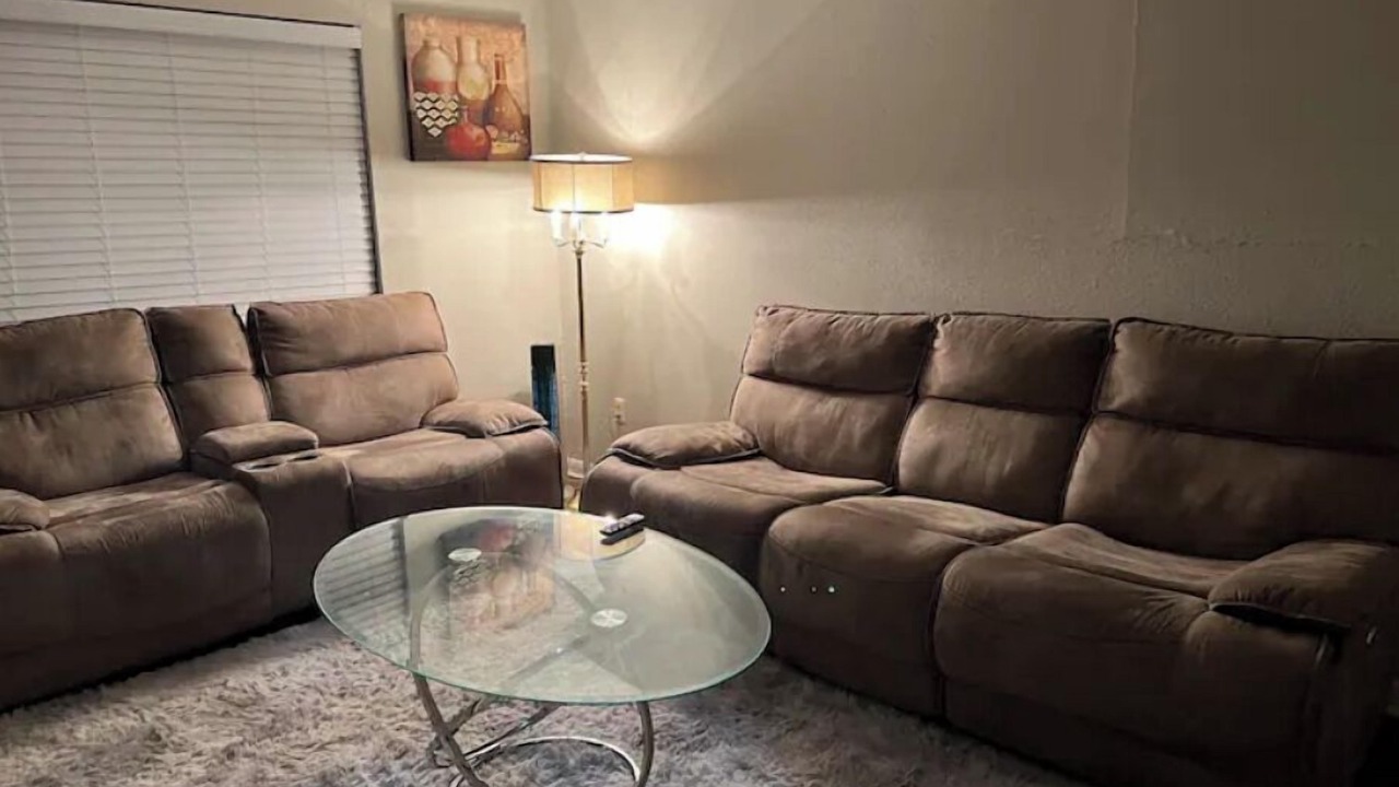 Photo of Livingroom in George Bush Park/Eldridge