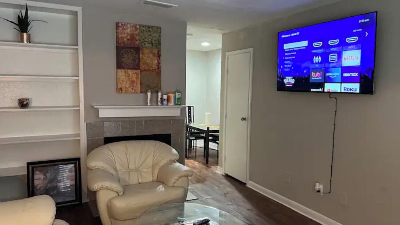 Photo of Livingroom in George Bush Park/Eldridge