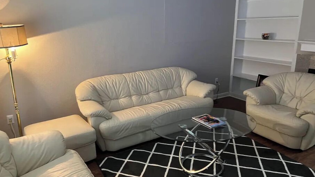 Photo of Livingroom in George Bush Park/Eldridge