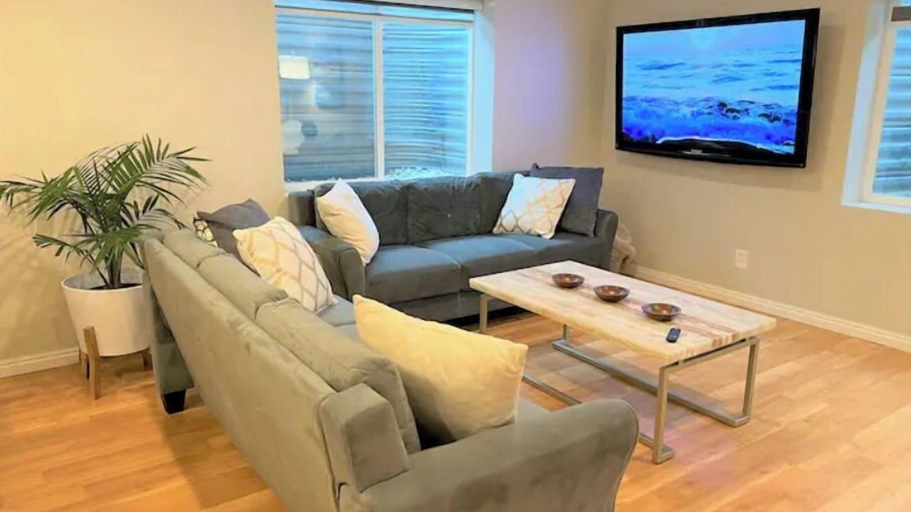 Photo of Livingroom in Draper
