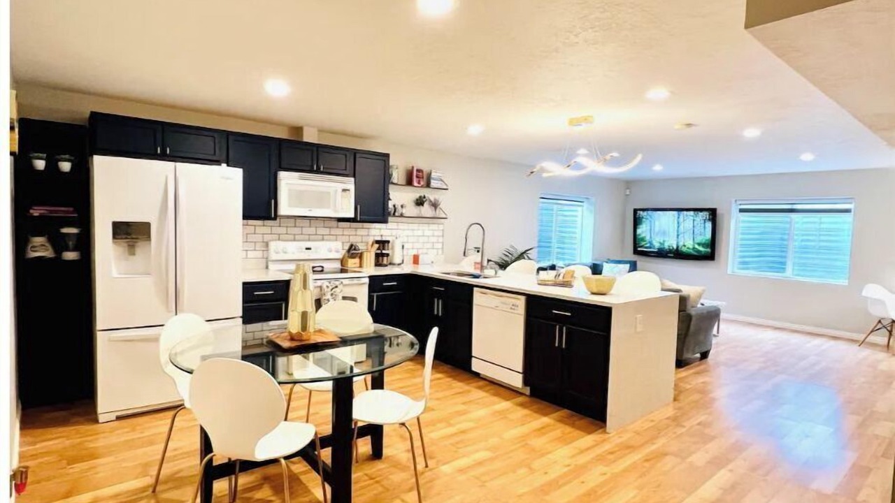 Photo of Kitchen in Draper