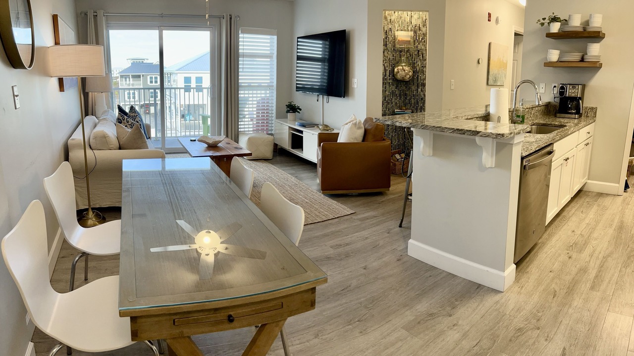Photo of Livingroom in Mexico Beach