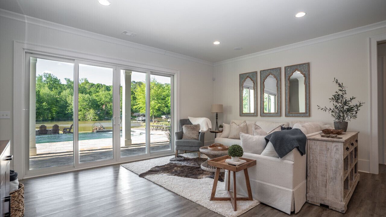 Photo of Livingroom in Eatonton