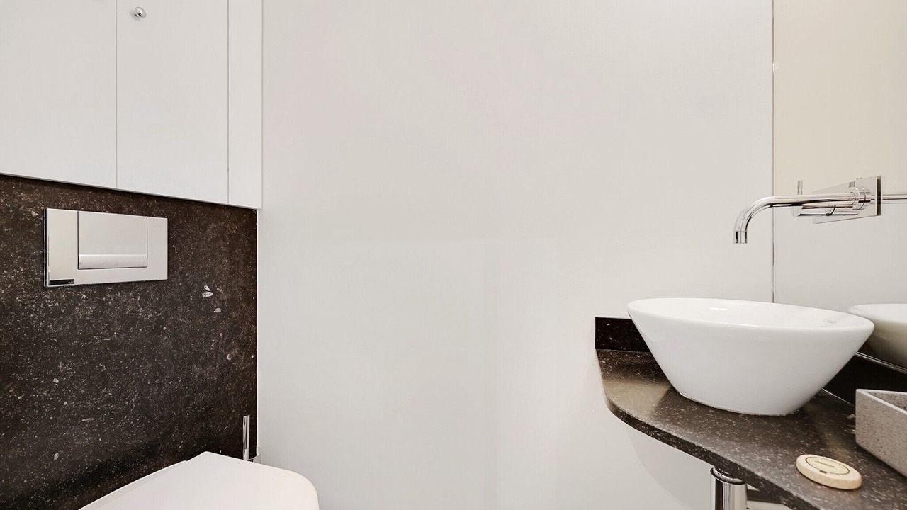 Photo of Bathroom in Odeon