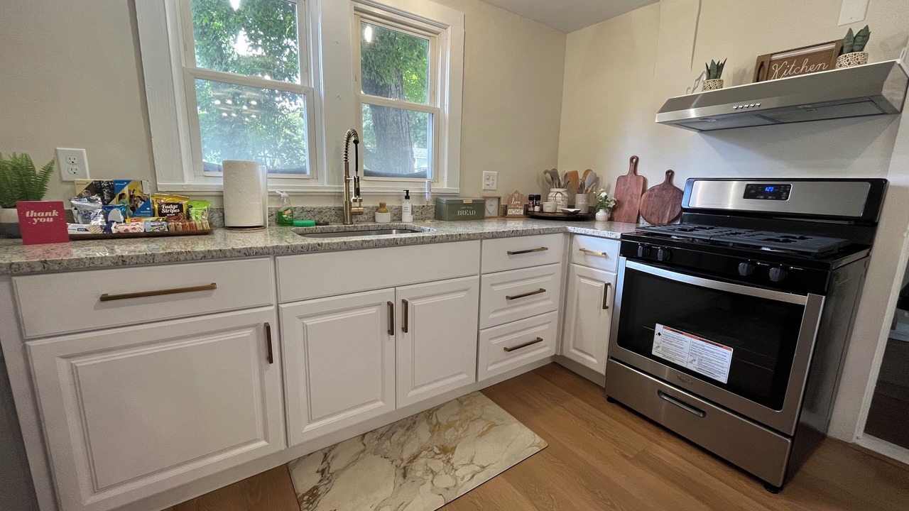 Photo of Kitchen in Coventry Lake