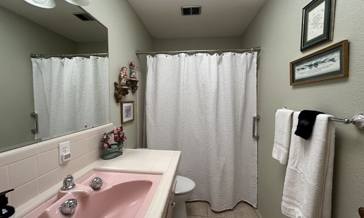 Photo of Bathroom in Nampa