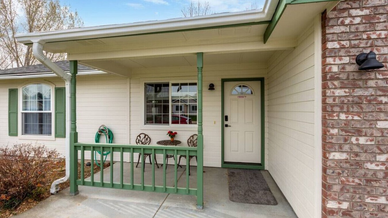 Photo of Others in Star