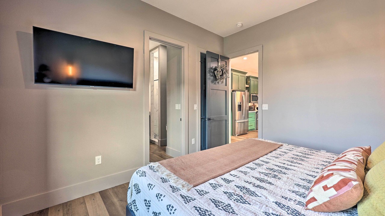 Photo of Bedroom in Glenwood