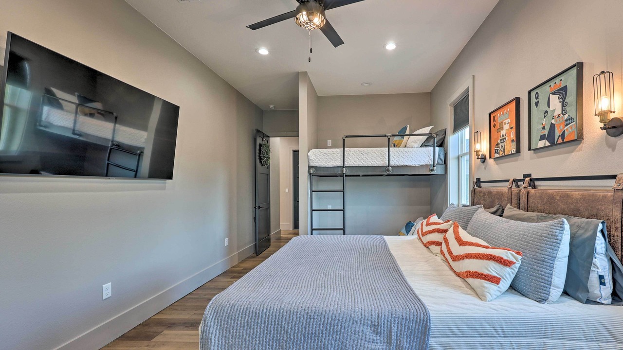 Photo of Bedroom in Glenwood